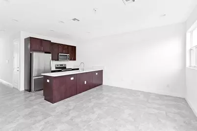 6937 Pines Circle #17, Pompano Beach, FL 33073 - Photo 5