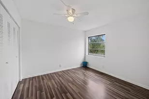 2112 S Cypress Bend Dr, Pompano Beach, FL 33069 - Photo 23