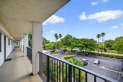 2112 S Cypress Bend Drive #401, Pompano Beach, FL 33069 - Photo 75