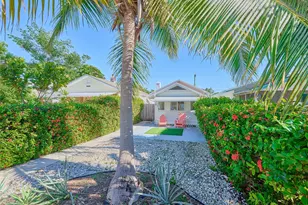 306 N J St, Lake Worth Beach, FL 33460 - Photo 1