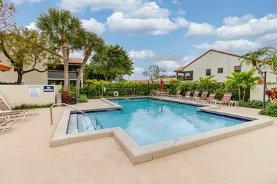 612 Freedom Court #612, Deerfield Beach, FL 33442 - Photo 5