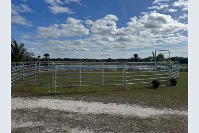 8121 NW 58th Lane, Okeechobee, FL 34972 - Photo 5