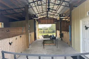 8121 NW 58th Ln, Okeechobee, FL 34972 - Photo 9