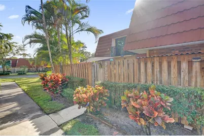 9925 NW 6th Court, Plantation, FL 33324 - Photo 47