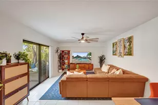 9925 NW 6th Ct, Plantation, FL 33324 - Photo 17