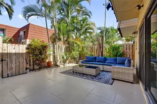 9925 NW 6th Ct, Plantation, FL 33324 - Photo 3