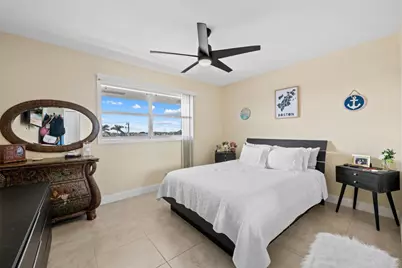 941 Crystal Lake Drive #403, Pompano Beach, FL 33064 - Photo 9