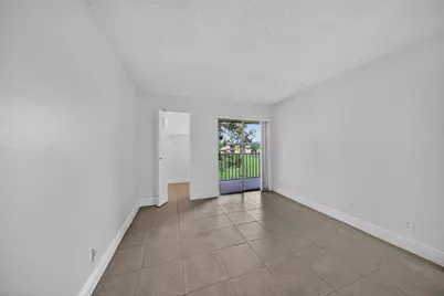 913 Meadows Circle #913, Boynton Beach, FL 33436 - Photo 15