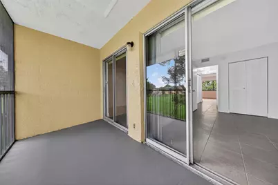913 Meadows Circle #913, Boynton Beach, FL 33436 - Photo 5
