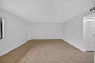 913 Meadows Circle #913, Boynton Beach, FL 33436 - Photo 27