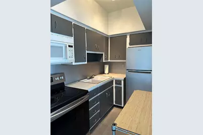 715 NW 30th Court #8, Wilton Manors, FL 33311 - Photo 5