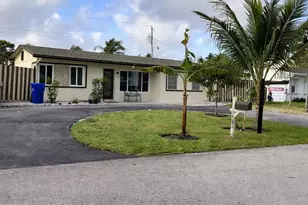 1420 NE 32nd St, Pompano Beach, FL 33064 - Photo 1