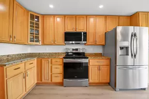 3042 Lucerne Park Dr, Greenacres, FL 33467 - Photo 5