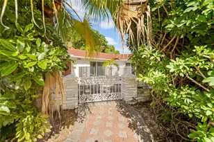 2741 NE 30th St, Fort Lauderdale, FL 33306 - Photo 3