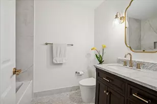 401 Barbri Ln, Davie, FL 33325 - Photo 15