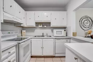 253 S Cypress Rd, Pompano Beach, FL 33060 - Photo 5