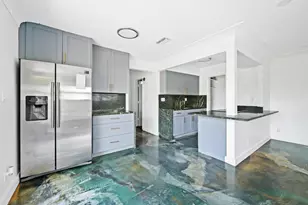 739 NE 13th Ct, Fort Lauderdale, FL 33304 - Photo 5