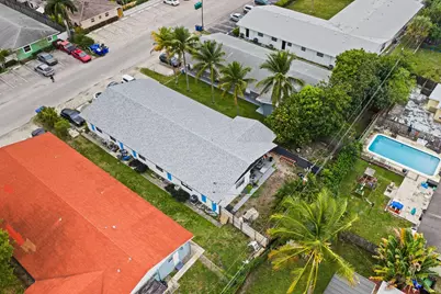 739 NE 13th Court, Fort Lauderdale, FL 33304 - Photo 23