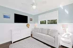 1631 SE 14th St, Fort Lauderdale, FL 33316 - Photo 29