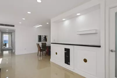 6450 Collins Avenue #901, Miami Beach, FL 33141 - Photo 7