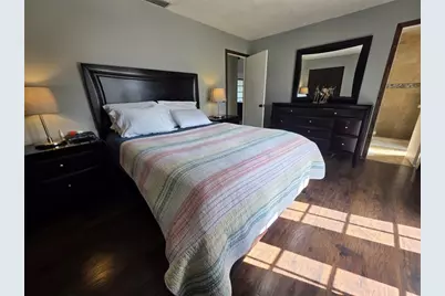 9410 NW 14th Street, Pembroke Pines, FL 33024 - Photo 13