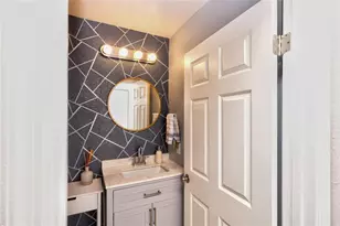 621 Lakeshore Terrace, Davie, FL 33325 - Photo 19