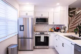 10 SE 13th St, Boca Raton, FL 33432 - Photo 47