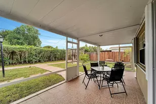 9846 NW 26th Pl, Sunrise, FL 33322 - Photo 21