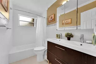 9846 NW 26th Pl, Sunrise, FL 33322 - Photo 15