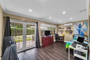 9846 NW 26th Pl, Sunrise, FL 33322 - Photo 17