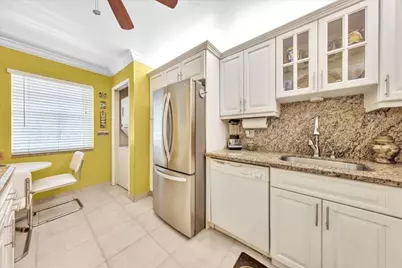 545 Oaks Lane #403, Pompano Beach, FL 33069 - Photo 27