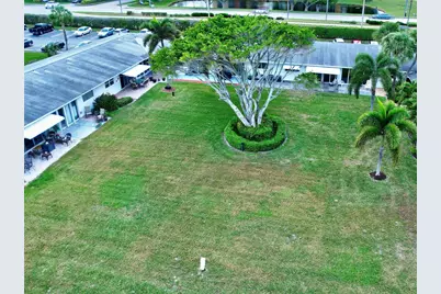 400 SW Golfview Terrace #111, Boynton Beach, FL 33426 - Photo 13