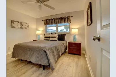 400 SW Golfview Terrace #111, Boynton Beach, FL 33426 - Photo 9