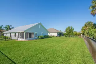 8340 Paladin Square, Vero Beach, FL 32967 - Photo 25