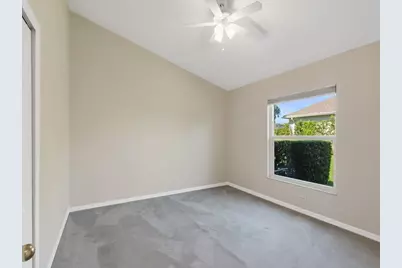 8340 Paladin Square, Vero Beach, FL 32967 - Photo 19