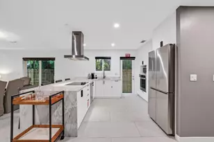 1124 NE 2nd Ave, Fort Lauderdale, FL 33304 - Photo 7