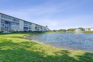 4301 Martinique Cir, Pompano Beach, FL 33066 - Photo 25