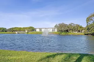 4301 Martinique Cir, Coconut Creek, FL 33066 - Photo 23