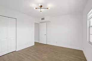 4301 Martinique Cir, Coconut Creek, FL 33066 - Photo 15