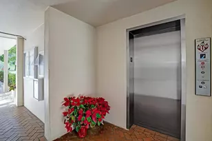 4301 Martinique Cir, Pompano Beach, FL 33066 - Photo 3