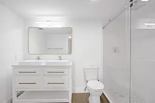 4301 Martinique Cir, Coconut Creek, FL 33066 - Photo 19