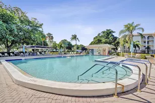 4301 Martinique Cir, Coconut Creek, FL 33066 - Photo 27