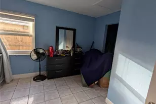 10318 Carmen Ln, Royal Palm Beach, FL 33411 - Photo 7