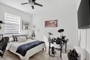 6585 N Anise Ct, Davie, FL 33314 - Photo 25