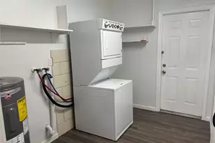 5713 NW 65th Te, Tamarac, FL 33321 - Photo 17