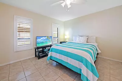 1100 Crystal Lake Drive #105, Deerfield Beach, FL 33064 - Photo 17