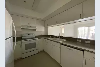 470 S Park Road #302, Hollywood, FL 33021 - Photo 11
