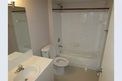 470 S Park Road #302, Hollywood, FL 33021 - Photo 11