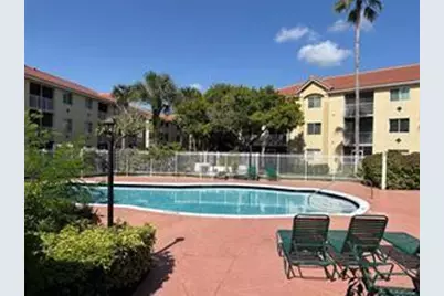 470 S Park Road #302, Hollywood, FL 33021 - Photo 19