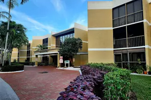 16100 Golf Club Rd, Weston, FL 33326 - Photo 19